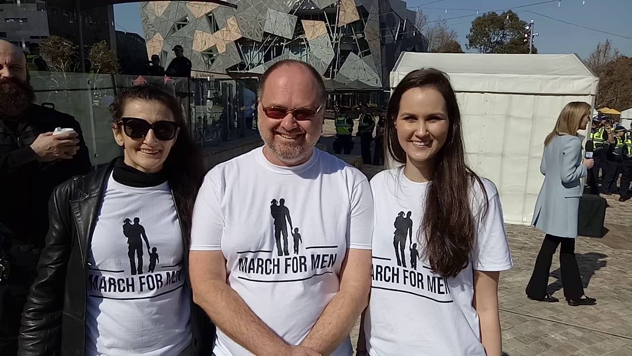 40158113 10156565902746684 1647654574070169600 n.jpg